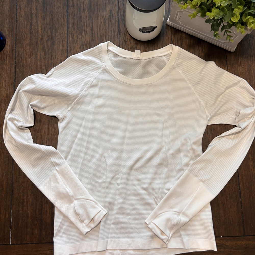 Lululemon White Long Sleeve Ribbed Top